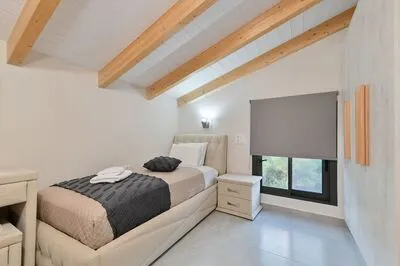Luxury 5-Bedroom Villa in Meganisi with Pool & Jacuzzi