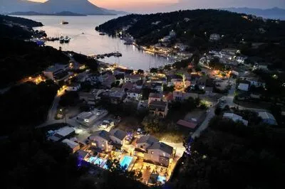 Luxury 5-Bedroom Villa in Meganisi with Pool & Jacuzzi