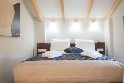Luxury 3-Bedroom Retreat Suite 5 with Pool in Meganisi
