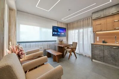 Luxury 3-Bedroom Retreat Suite 5 with Pool in Meganisi