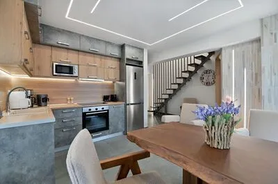 Luxury 3-Bedroom Retreat Suite 5 with Pool in Meganisi