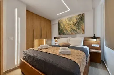 Luxury 3-Bedroom Retreat Suite 5 with Pool in Meganisi