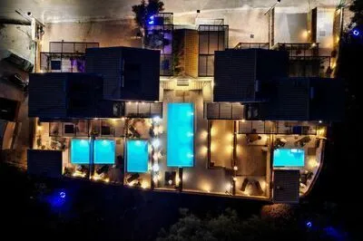 Luxury 3-Bedroom Retreat Suite 5 with Pool in Meganisi