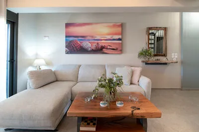 Suite 3 with front sea view and communal pool