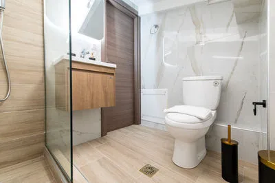 Suite 3 with front sea view and communal pool