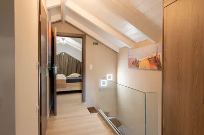 Suite 4 with front sea view and communal pool