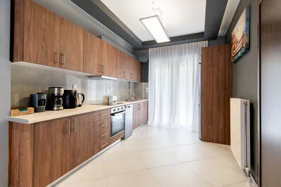 Suite 3 – A Two-Level Haven of Elegance with Captivating Gulf Views