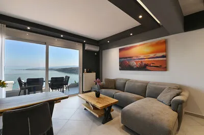 Suite 3 – A Two-Level Haven of Elegance with Captivating Gulf Views