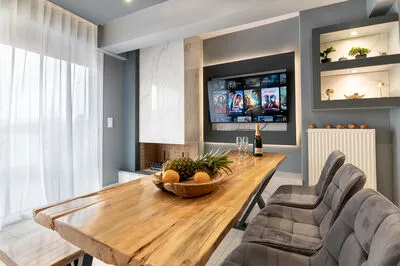Suite 4 – A Two-Level Sanctuary with Captivating Gulf Views
