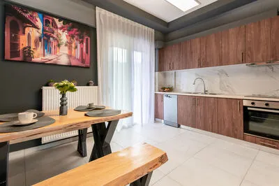 Suite 4 – A Two-Level Sanctuary with Captivating Gulf Views