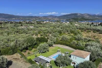 Secluded Villa Asprolià with salt water pool & large garden, close to town.