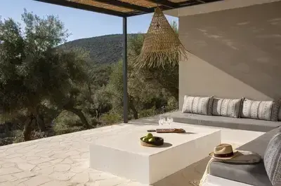 Nina’s Summer House – A Brand-New Seaview Sanctuary of Elegance