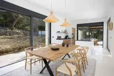 Nina’s Summer House – A Brand-New Seaview Sanctuary of Elegance