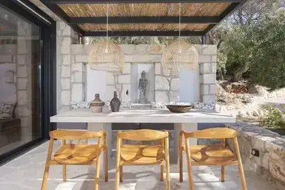 Nina’s Summer House – A Brand-New Seaview Sanctuary of Elegance