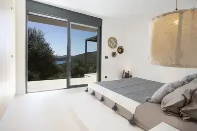 Nina’s Summer House – A Brand-New Seaview Sanctuary of Elegance