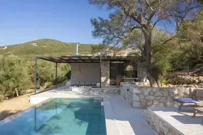 Nina’s Summer House – A Brand-New Seaview Sanctuary of Elegance