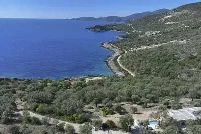 Nina’s Summer House – A Brand-New Seaview Sanctuary of Elegance