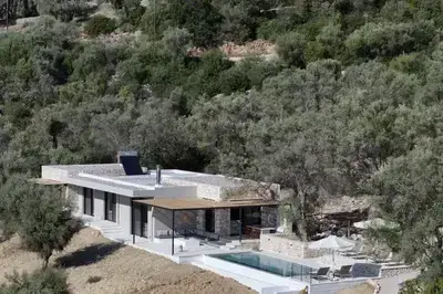 Nina’s Summer House – A Brand-New Seaview Sanctuary of Elegance