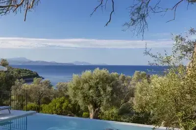 Nina’s Summer House – A Brand-New Seaview Sanctuary of Elegance