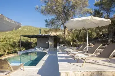 Nina’s Summer House – A Brand-New Seaview Sanctuary of Elegance