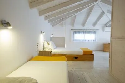 Villa Amoudia - Luxury Villa right on the beach with Private Pool