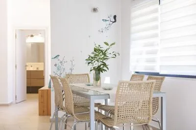 Villa Amoudia - Luxury Villa right on the beach with Private Pool