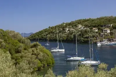 Villa Sivota, Exclusive Villa on the Beach with 99" Underground Cinema