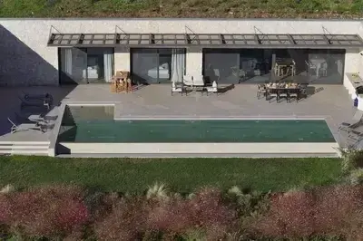 Amber by the sea – Elegant Villa with amazing view and XLarge Infinity Pool