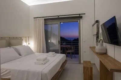 Hyades Villa A – A Serene Luxury Retreat near Agios Nikitas village