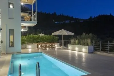 Hyades Villa A – A Serene Luxury Retreat near Agios Nikitas village