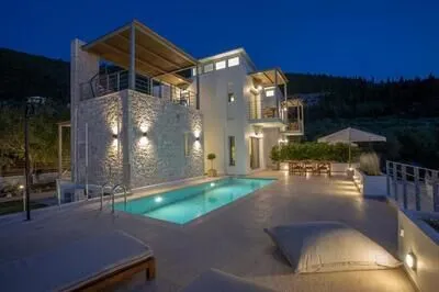 Hyades Villa A – A Serene Luxury Retreat near Agios Nikitas village
