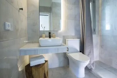 Hyades Villa B – A Premier Luxury Getaway near Kathisma beach