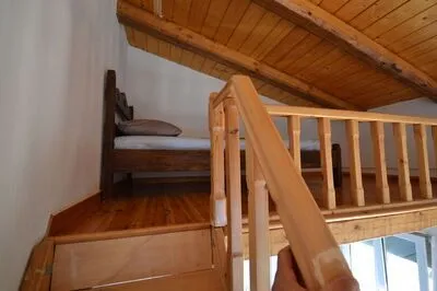 Large accommodation for up to 29 people with stunning sunsets in Kalamitsi
