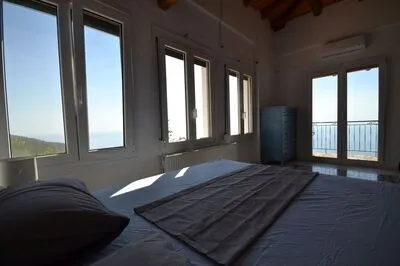 Large accommodation for up to 29 people with stunning sunsets in Kalamitsi