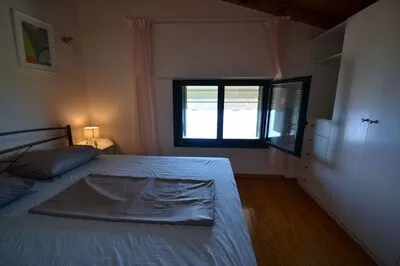 Large accommodation for up to 29 people with stunning sunsets in Kalamitsi