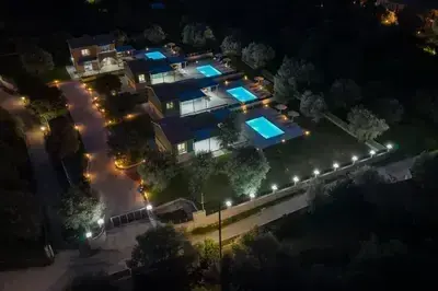 Small Villa Halipoma Odysseas with Private Pool near Ai Giannis Beach