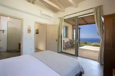 Villa Mirtes with breathtaking sea view,close to Porto Katsiki and Egremni 