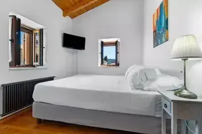 Myrtillo I Luxury Traditional House