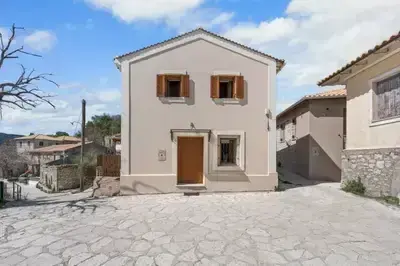 Myrtillo I Luxury Traditional House