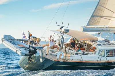 LUXURY CHARTER  "Morning Calm" Trintella 65 Classic (Skipper & Hostess Inc)