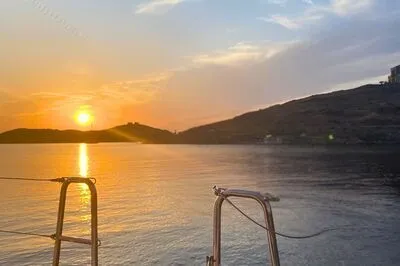 LUXURY CHARTER  "Morning Calm" Trintella 65 Classic (Skipper & Hostess Inc)
