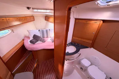 Bavaria 40 "Bunny Girl" 