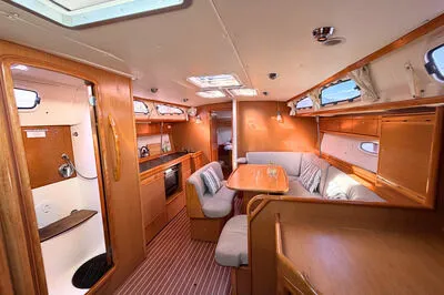 Bavaria 40 "Bunny Girl" 