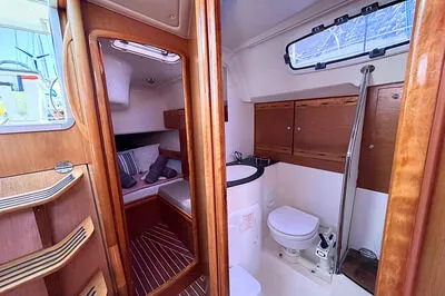 Bavaria 40 "Bunny Girl" 
