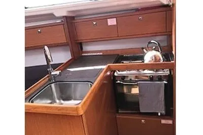 Bavaria 33 "BRIZO"