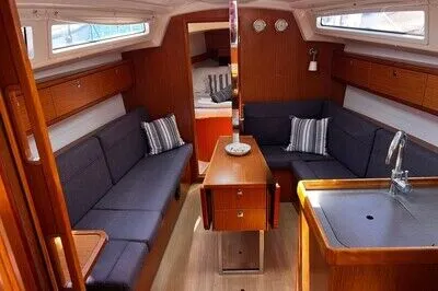 Bavaria 33 "BRIZO"