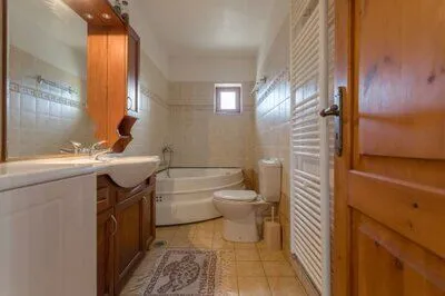 Spacious Family Villa with Pool & Sea Views