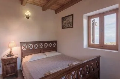 Spacious Family Villa with Pool & Sea Views