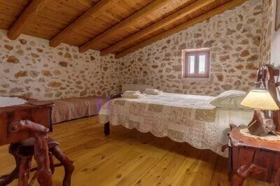 Spacious 3-Bedroom Villa with Private Pool close to Navagio
