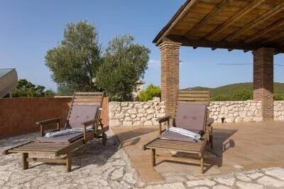 Spacious 3-Bedroom Villa with Private Pool close to Navagio